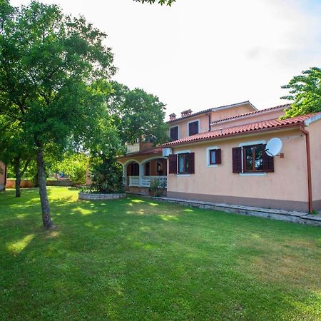 Apartmani Marica Plomin Exterior photo