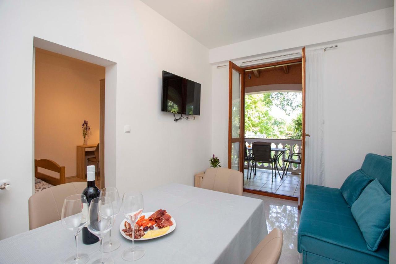 Apartmani Marica Plomin Exterior photo
