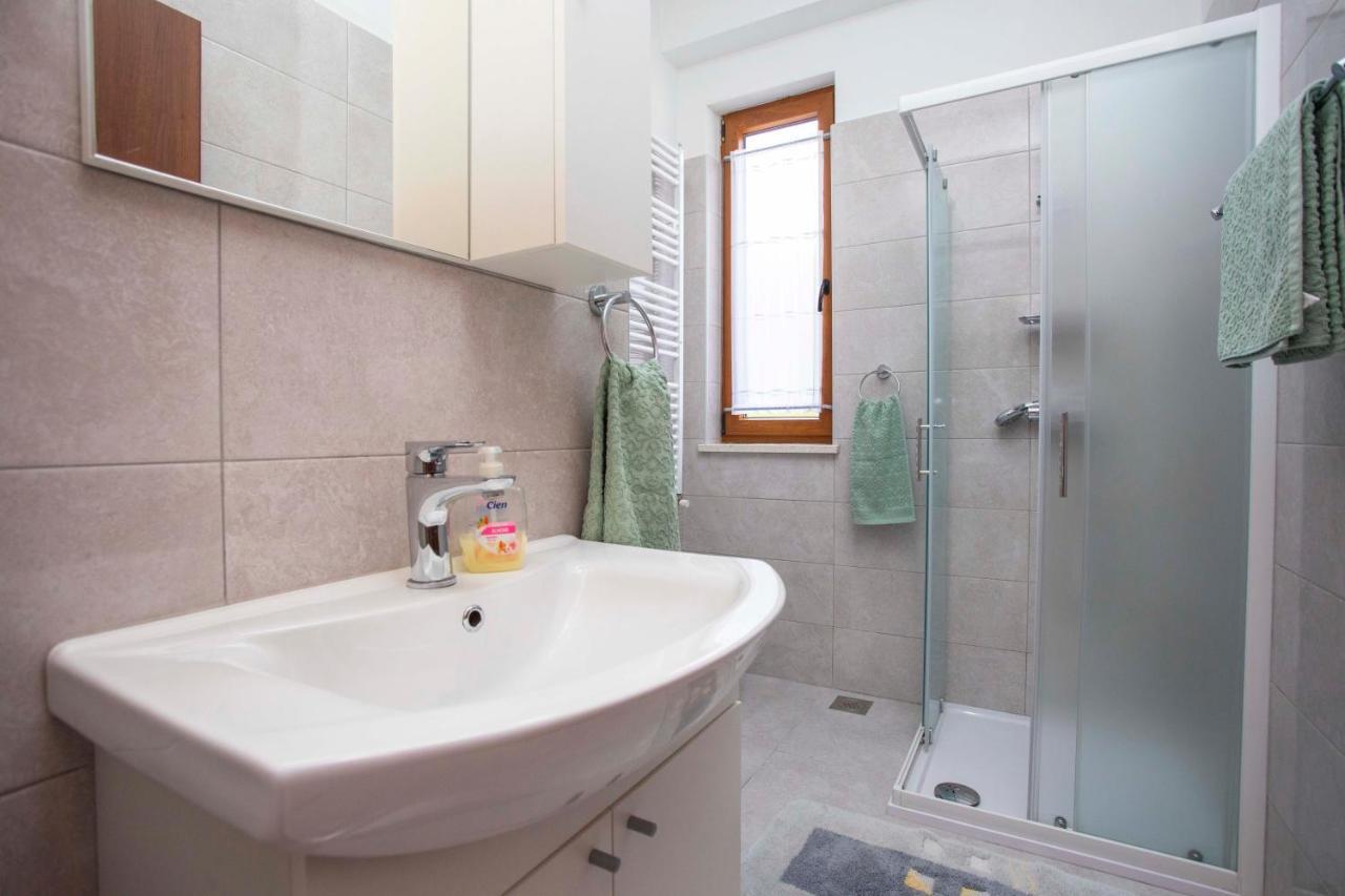 Apartmani Marica Plomin Exterior photo
